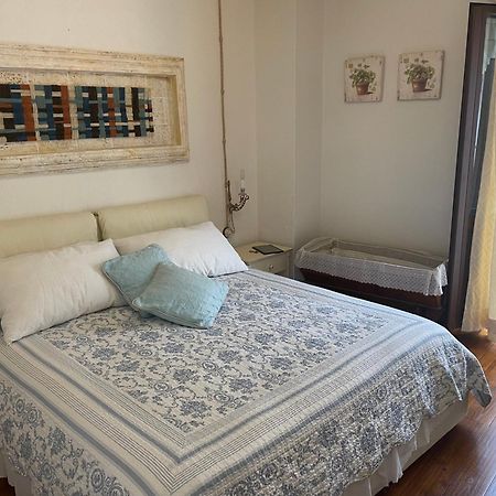 Casa Vacanze "Un Sogno Nel Blu'" 바우네이 외부 사진