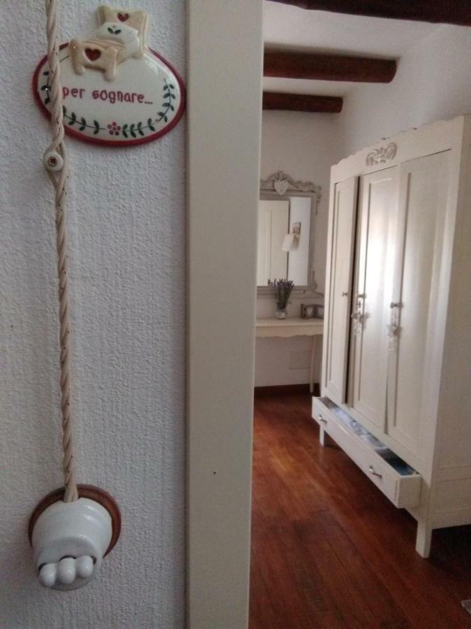 Casa Vacanze "Un Sogno Nel Blu'" 바우네이 외부 사진